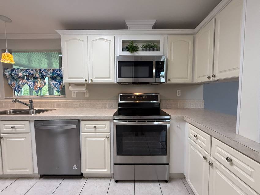 117 Juniper Trce a Parrish, FL Mobile or Manufactured Home for Sale